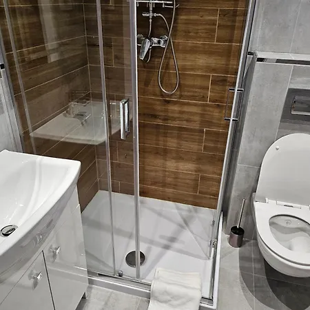 Aparthotel Warszawa アパートホテル 4*