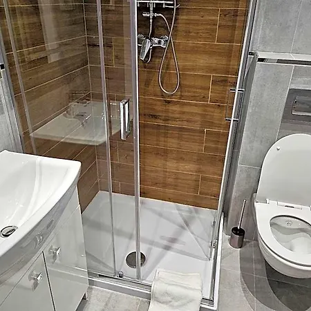 アパートホテル Aparthotel Warszawa
