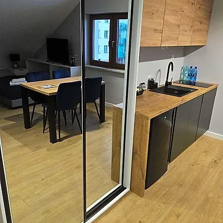 アパートホテル Aparthotel Warszawa